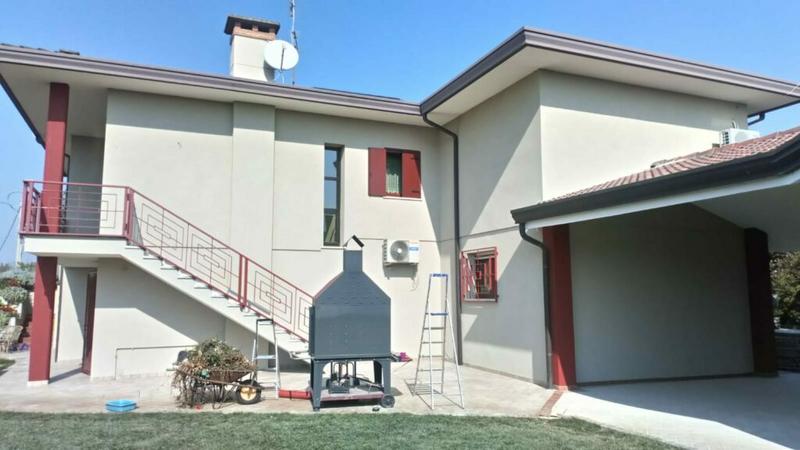 Home protected from heat with advanced thermal insulation